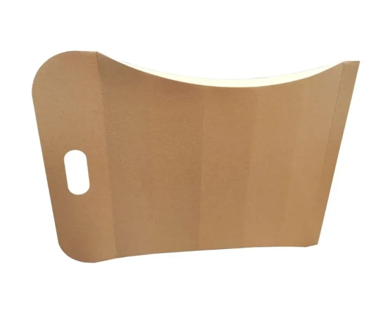 Szara torba kartonowa o wymiarach 420x400x85mm, wykonaną z tektury falistej 3-warstwowej. Opakowanie posiada dwa paski hot melt i zrywkę. Konstrukcja jest łatwa do złożenia i estetyczna.