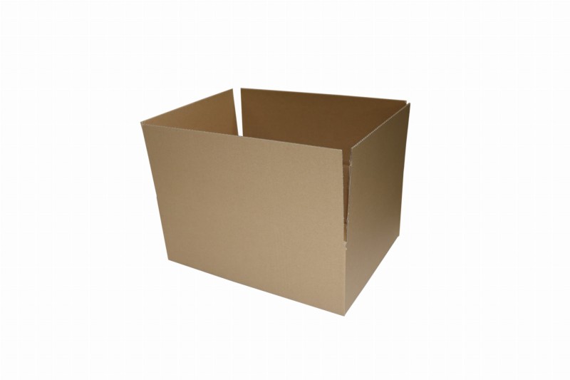 Szary karton klapowy wykonany z 3-warstwowej tektury o fali B. Widoczna faktura tektury i estetyczne wykończenie podkreślają jego wytrzymałość i jakość wykonania.