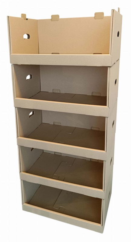 Tekturowy stand modułowy o wymiarach 560x360x250 mm to rozwiązanie do prezentacji produktów w różnych przestrzeniach handlowych i eventowych. Złożony z 5 samodzielnych modułów wykonanych z solidnej tektury EB.