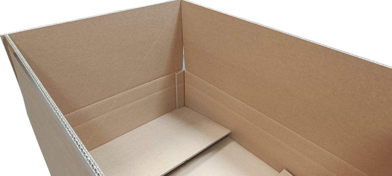 Szary karton klapowy o wymiarach 700x500x170mm, wykonany z solidnej 5-warstwowej tektury (fala EB) o gramaturze 540 g/m².