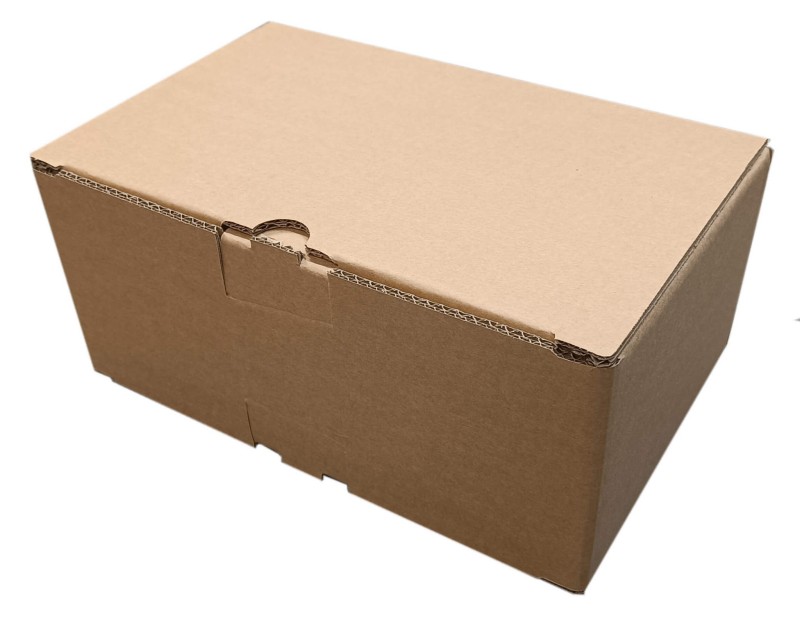 Karton fasonowy o wymiarach 325x205x135mm, wykonany z szarej tektury BC o gramaturze 665 g/m² z zewnętrznym kraftem. Kartno jest łatwy do składania i użytkowania.