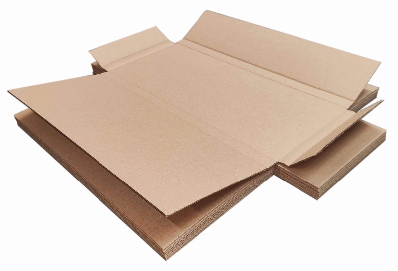 Tekturowa owijka o wymiarach 400x160x15 mm, wykonana z 3-warstwowej tektury falistej typu B o gramaturze 360 g/m². Opakowanie fasonowe typu rollbox (standard F401) łatwe do złożenia i zapewnia solidną ochronę przesyłek.