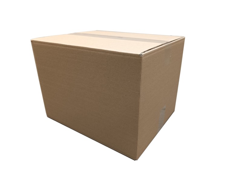 Szary karton klapowy o wymiarach 360x265x265 mm, wykonany z pięciowarstwowej tektury fala EB i gramaturze 585 g/m². Ekologiczny, łatwy w składaniu i magazynowaniu – niezastąpiony w e-commerce, logistyce i handlu.