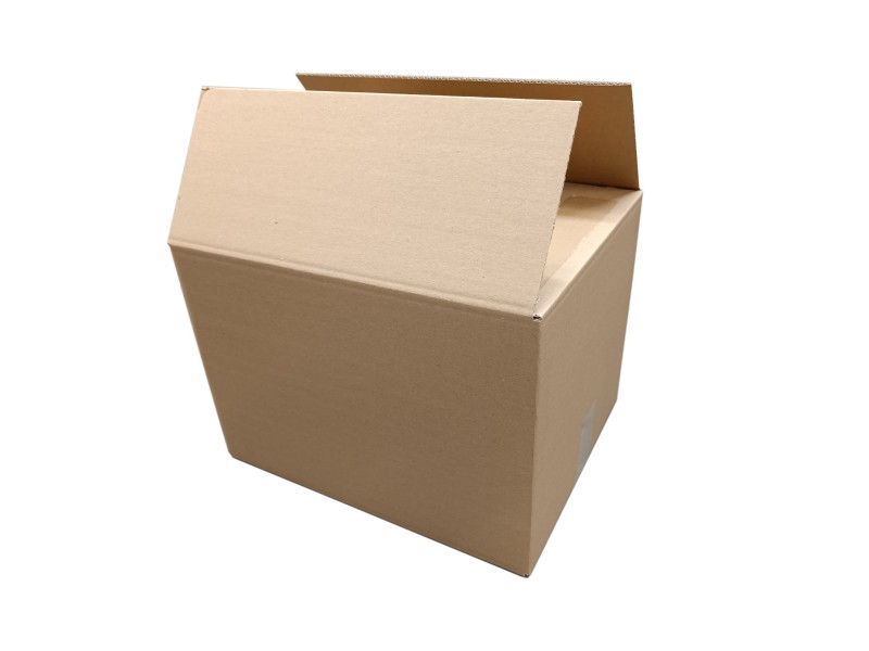 Szary karton klapowy o wymiarach 360x240x270 mm, wykonany z pięciowarstwowej tektury fala EB i gramaturze 585 g/m². Ekologiczny, łatwy w składaniu i magazynowaniu – niezastąpiony w e-commerce, logistyce i handlu.