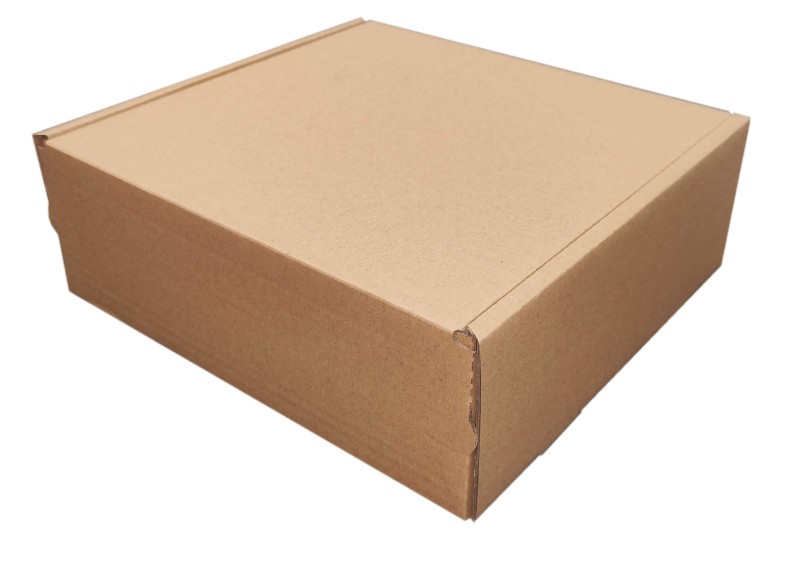 Karton fasonowy z dwoma paskami klejącymi i zrywką o wymiarach 260x245x90mm. Wykonane z szarej tektury falistej fali B o gramaturze 455 g/m². Estetyczna konstrukcja z dwoma paskami klejowymi na górnej klapie oraz zrywką, która umożliwia szybkie otwarcie.