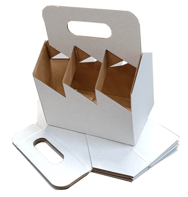 Nosidełko kartonowe na 6 butelek, wykonane z wytrzymałej tektury falistej, idealne do transportu i sprzedaży piwa lub innych napojów butelkowanych. Elegancka, funkcjonalna konstrukcja z ergonomicznym uchwytem.