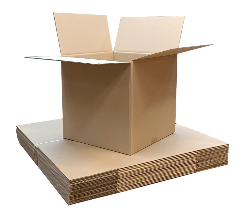 Szary karton klapowy wykonany z 3-warstwowej tektury o fali B. Karton ma dużą pojemność i proporcjonalne wymiary, co czyni go uniwersalnym rozwiązaniem do pakowania. Posiada klasyczną konstrukcje zapewniającą łatwe składanie oraz bezpieczne zamknięcie.