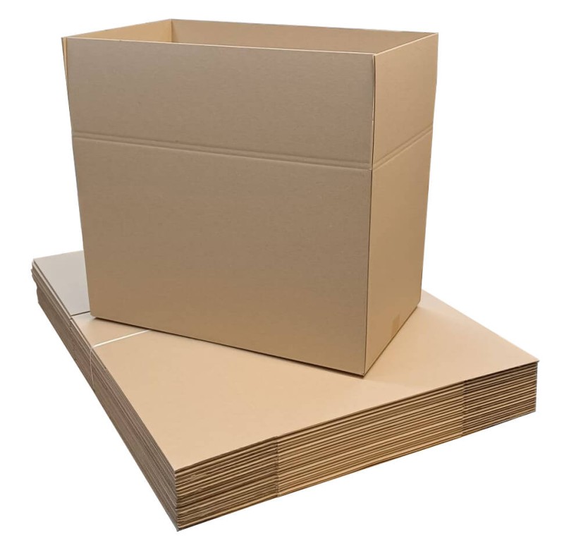 Przestronny karton klapowy o wymiarach 640x380x410 mm, wykonany z 3-warstwowej tektury (fala B) o gramaturze 410 g/m². Karton ma klasyczny szary kolor i spełnia wymagania gabarytu C paczkomatów InPost.